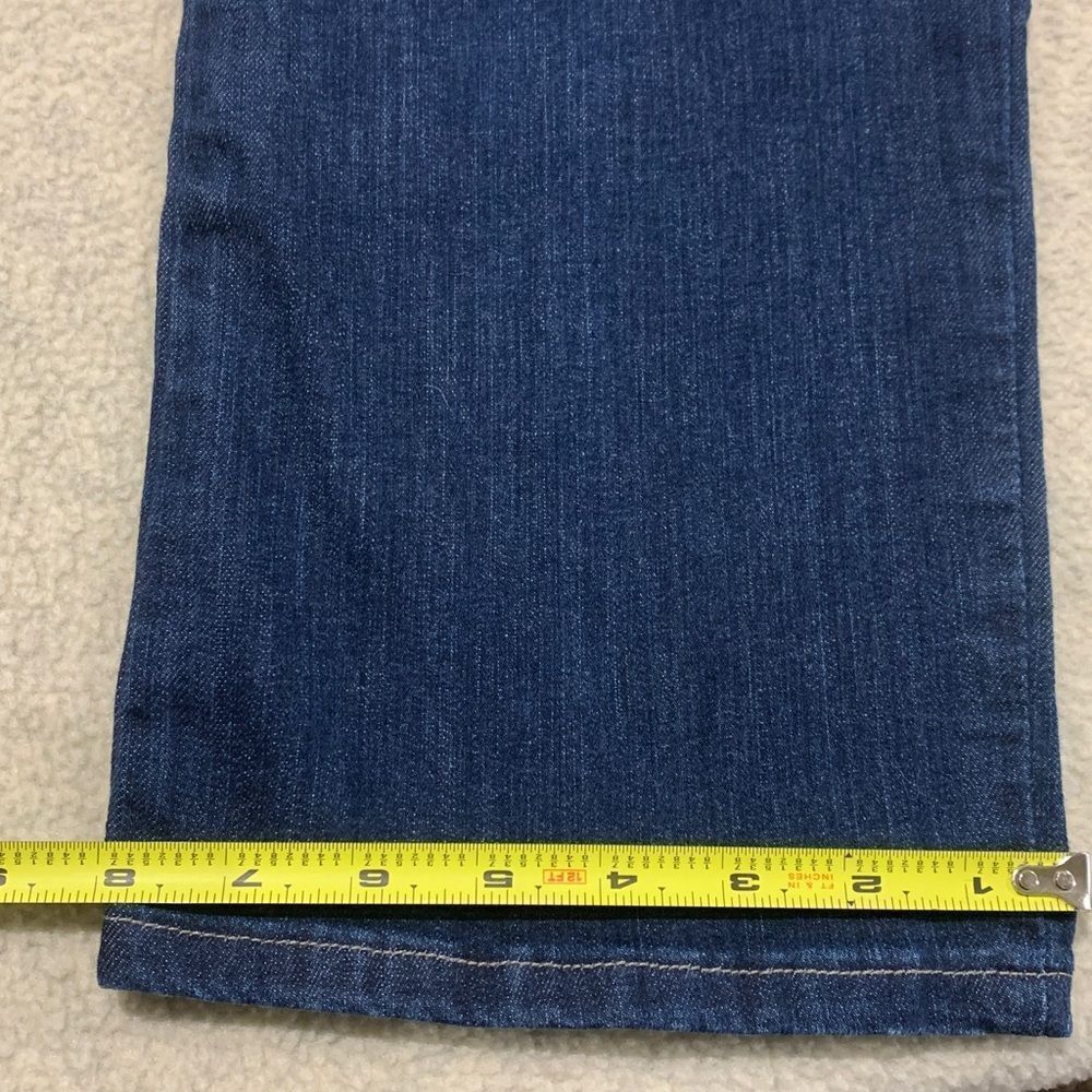 Lee Women's RELAXED FIT, straight leg, Dark Blue Jeans, size 12 short - Picture 8 of 12